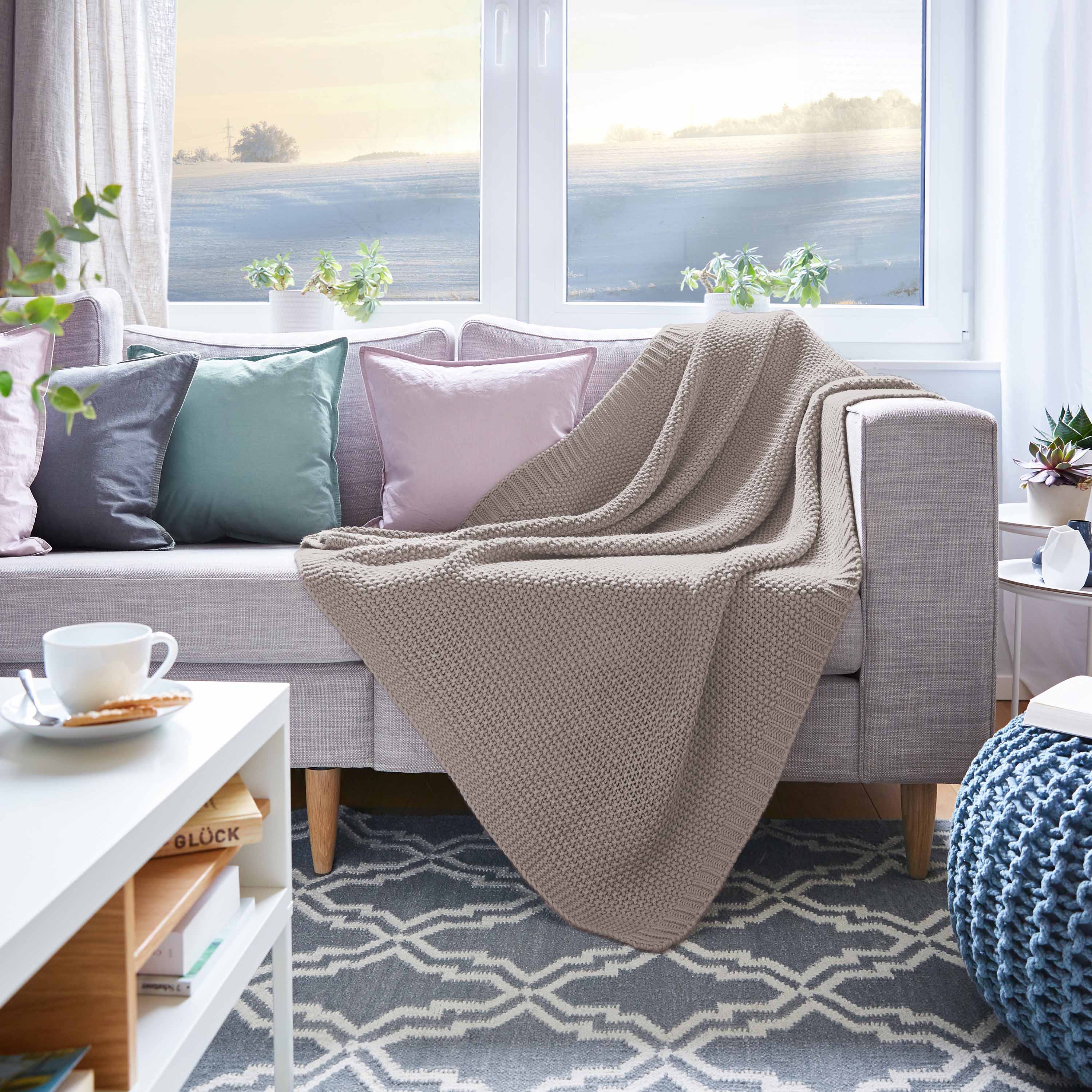 Traumhaft gut schlafen Strickdecke – Kuscheldecke in verschiedenen Farben, 100% Polyester